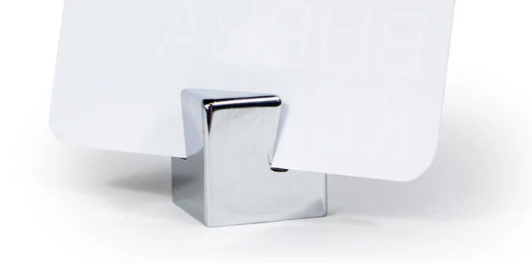 signholder-stainlesssteel-cube-inuse_460x@2x copy